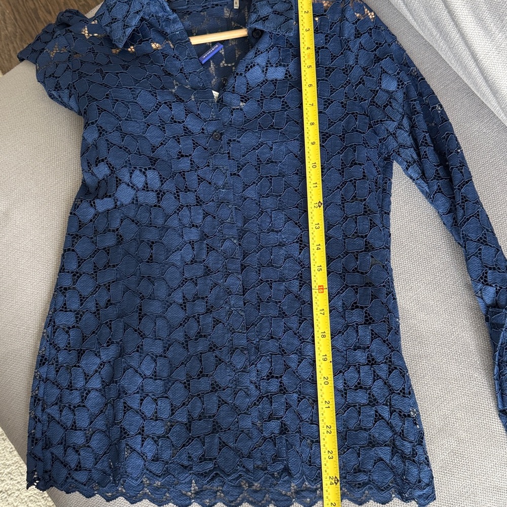 Ellie Tahari Geo Lace Button Shirt Sea Blue Size XS - Picture 8 of 14